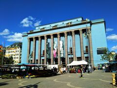 これが見たかった。
ストックホルム・コンサートホール。

ノーベル賞の授賞式はここで行われる。