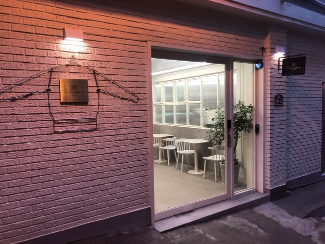 お次は梨泰院エリアの解放村にある<br /><br />르몽블랑 Le Montblanc  <br />ル モンブラン