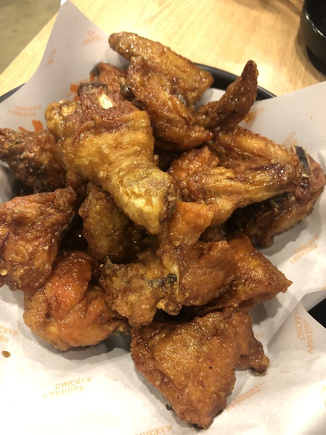 新しく出来たチキン<br /><br />キョチョンチキンのオリジナルチキンみたいな感じ（キョチョンより甘めでした）