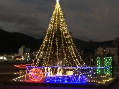 奄美大島の南端でもクリスマスイルミネーションが点灯していました。