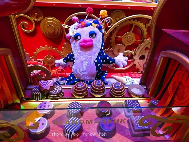 チョコレートのお菓子を作るところから販売まで、ココアモンスター大忙しですね＾＾