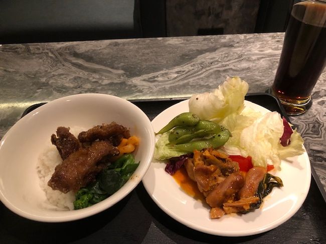 注文方式のメニューからパイコーハンを。<br />ま～美味しい事。今までのパイコーハンNo1かも。<br />胡椒枝豆も真似したい美味しさ。<br /><br />