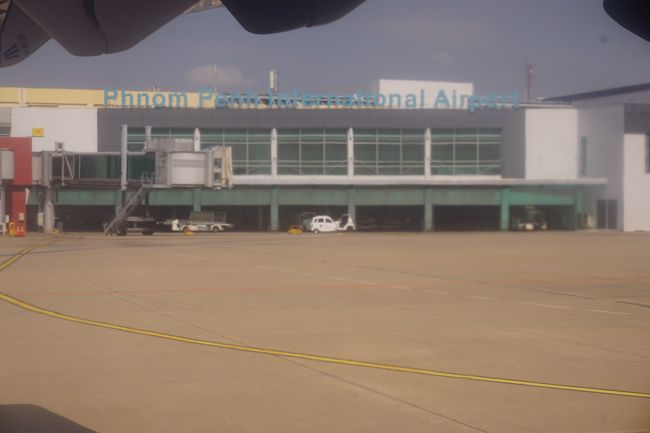 ●K6 105便から@プノンペン国際空港<br /><br />バイバイ、プノンペン。<br />少しの間だったけど、来れて良かった！