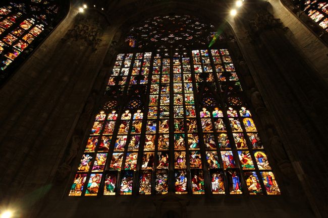 大きいし美しいしでずっと眺めながら写真も撮りまくってしまった。