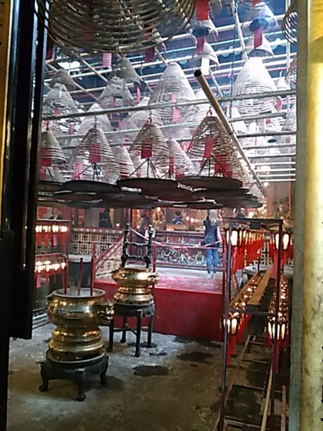 線香が独特です。