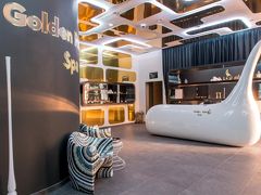 スイスホテル内のスパ『Golden Rain Spa』