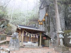 パワースポットの石割神社に到着です！