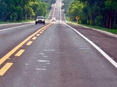 【マトグロッソ・ド・スゥ州（Mato Grosso do Sul）のカンポグランデを訪問】

サンパウロのコンゴーニャス国内空港から飛行機で約45分。

マトグロッソドスゥ州の州都：カンポグランデに降り立ち、迎えにきてくれた牧場のオーナーの車に乗り、内陸に向かいます。