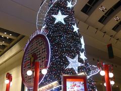 クィーンズスクエアのクリスマスツリー