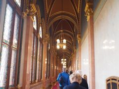 10時からの英語ツアーに参加しました。
私は予約していったため、参加することができましたが、この日は遅い時間まで満員のようでした。
日本から予約できますので、参加される際はぜひ事前予約をオススメします！