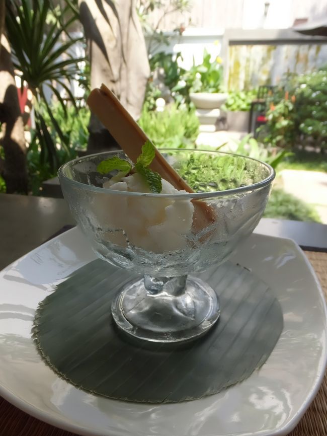 デザートのアイス