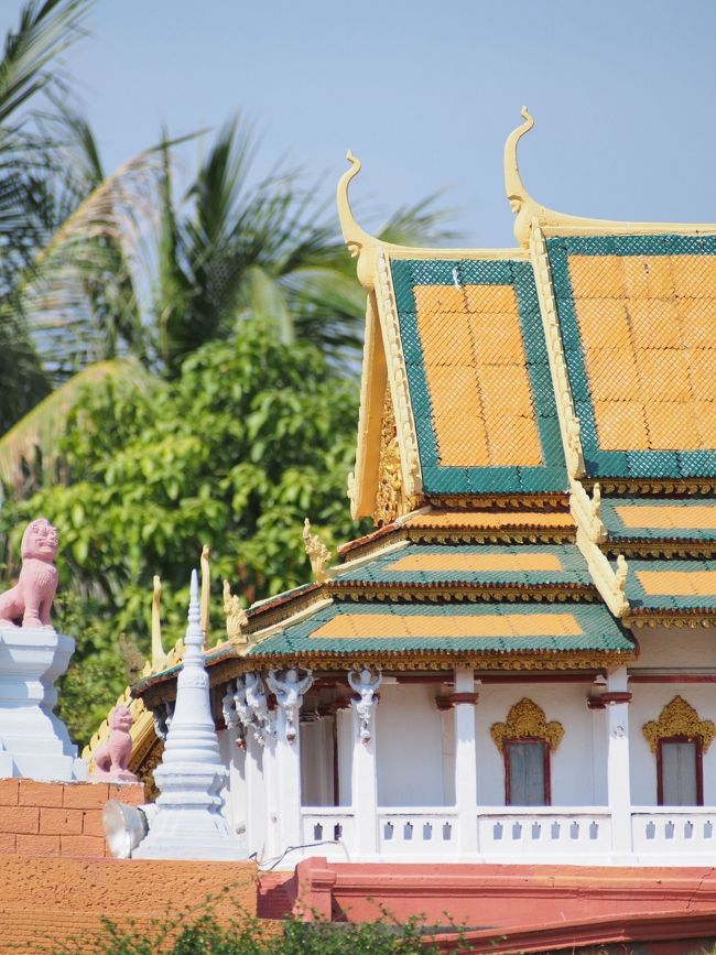 色々なレプリカ？があって楽しかったです。<br />シェムリアップは何と言ってもアンコール遺跡群が目玉スポットですが、<br />こんな面白（へんてこ？）スポット楽しいものです。