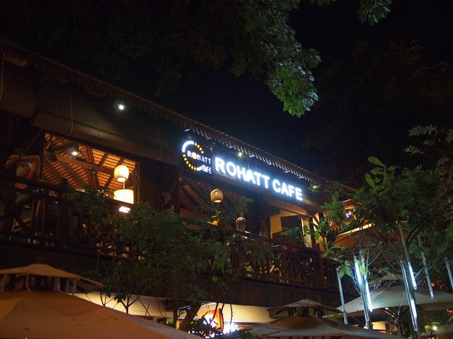 2階席に案内してもらいました。