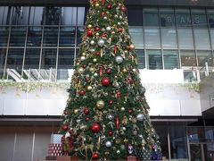 ＪＲ名古屋駅入り口付近のクリスマスツリー