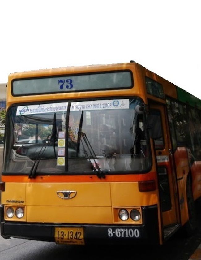 路線バス73番で移動（ホイクワン→チャイナタウン）する。