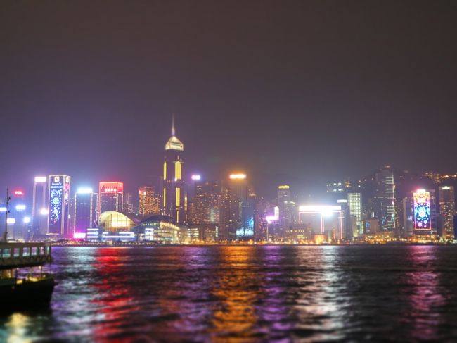 夜景を見てるとワクワクしますね。