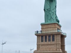 【レンタカーでカンボリウ周辺を走る】

なんじゃ～こりゃぁぁ～～！？