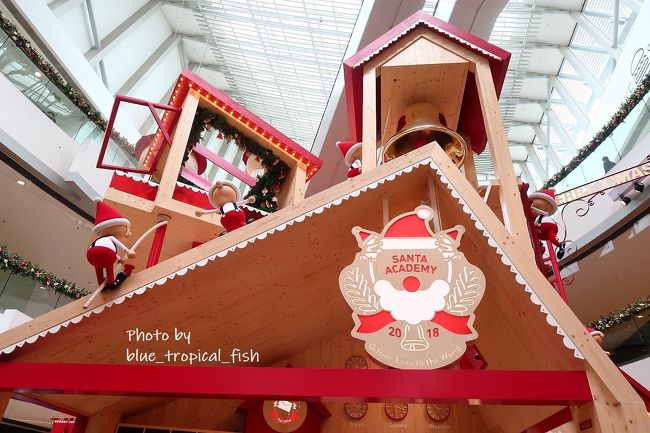 小さなサンタさんがいっぱい。