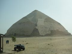 そして、そして、エジプト初ピラミッド～！！
