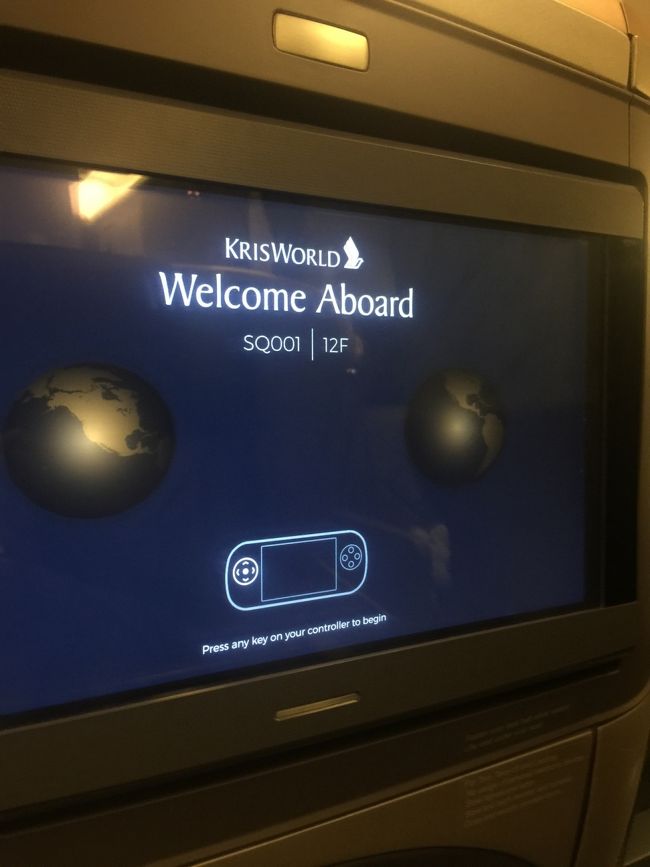 タッチスクリーンタイプじゃないのだった、、