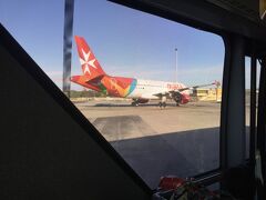 ターキッシュエアラインズでイスタンブール乗り継ぎで
マルタ国際空港（MLA）に到着しました。
