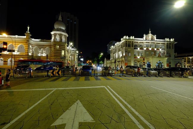 ここから通行止めになっているようです。