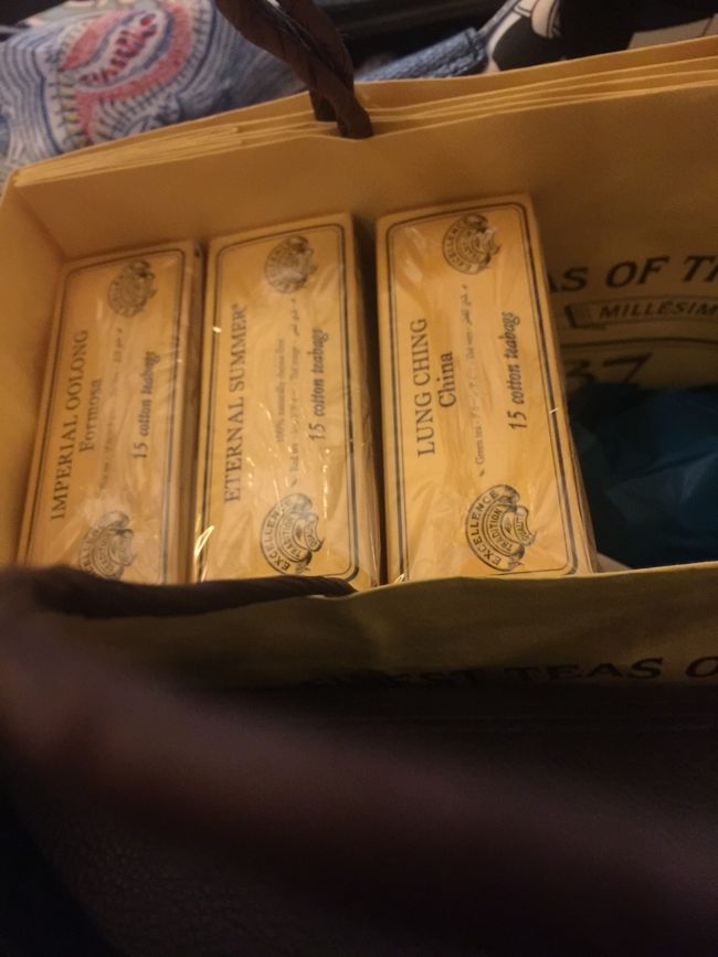 シンガポールのTWGで　お茶を買う、、