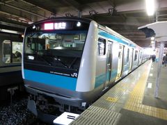 6. 鶴見08:59→大船09:40（京浜東北・根岸線各駅停車大船行き）
乗車距離：29.2km（累計90.6km）

ダイヤ上では2分乗り換えなのですぐ来ているように見えますが、実際には少し遅れてきました。2本ほど途中駅止まりの電車を見送ってから、この電車が来ています。車両はもちろんE233系1000番台10両編成、まだまだ上りホームでは鶴見始発の電車を待つ人がいる中で出発。根岸線内は初めて乗りましたが、思っていたより時間がかかりました。