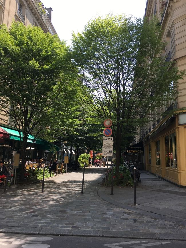 サンルイ教会からマレ地区が徒歩でいけそうなので、のんぶりお散歩。<br /><br />天気もよく、寒くもなく、ただカバンはしっかり守って、街歩きを楽しみました。