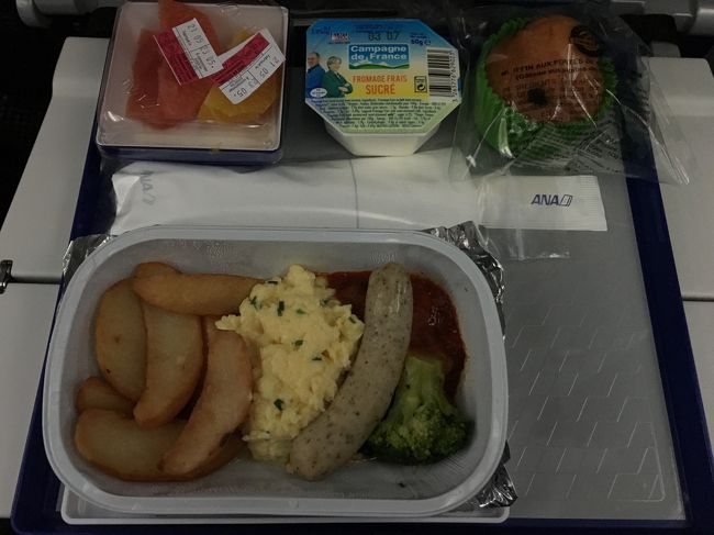 朝食です。<br />おいしかったです！！！<br /><br /><br /><br />特にしっかり予定を決めて行動したわけではなかったですが、<br />天気にも恵まれ、のんびり過ごすことができ、自分を癒すことができました。<br /><br />大好きなParis。<br /><br />何度も訪れたくなる大好きな場所です。