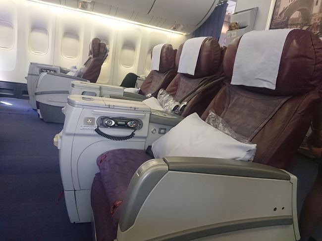 古めかしいシート。