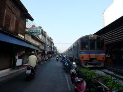 国鉄ウォンウィエン・ヤイ駅