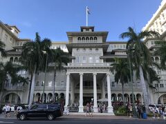 ハワイ・ワイキキ『モアナサーフライダー ウェスティンリゾート＆
スパ』の外観の写真。

今度はいつ泊まろうかな？
