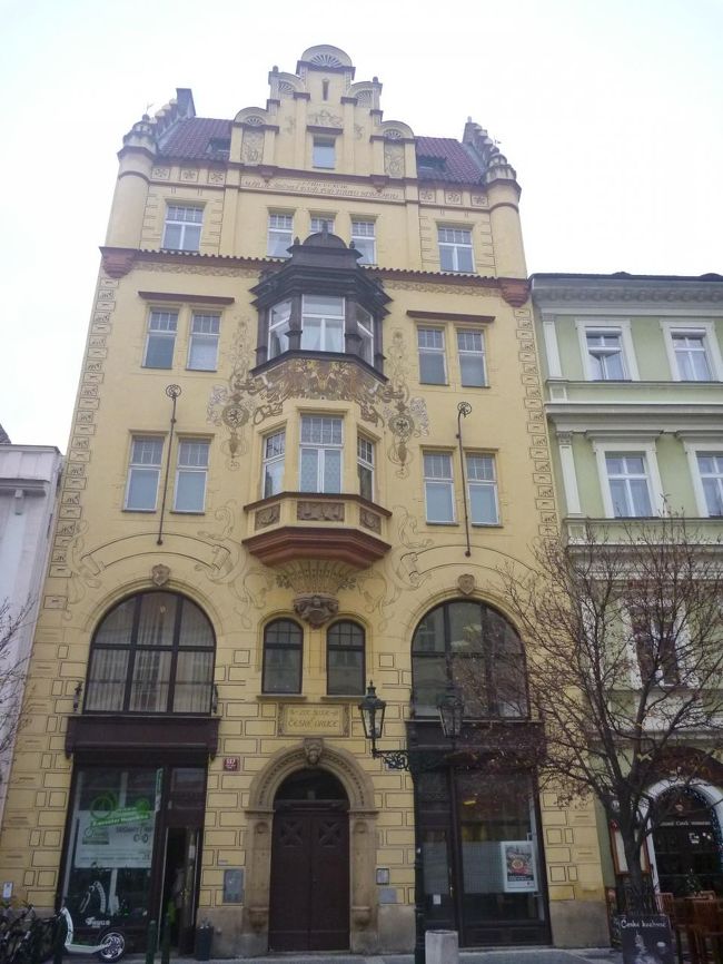 特に何という建物ではないのですが、あまりに素敵な建物だったので1枚。<br /><br /><br /><br /><br />