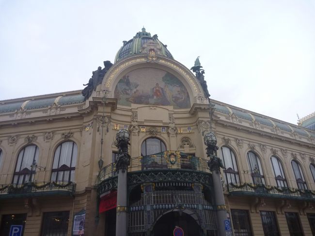 市民会館にやってきました。