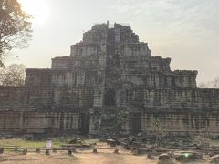 コーケー、トムテンプル