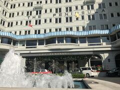 寄り道。何も予定決めてないんだもん。
ペニンシュラでお茶しちゃお～。