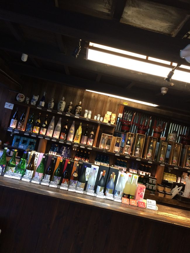 種類も味も様々なものが置いてあり、試飲もできます。