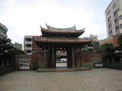 龍山寺
台北にもありますが。台中の方も有名だそうです。