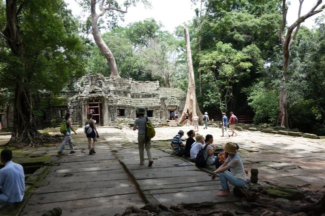 タ・プローム（東門側）