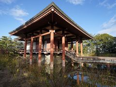 東院伽藍の東隣にある中宮寺も拝観しました。