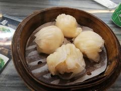 エビぎょうざ45ドル アバディーンフィッシュとカントンキッチンエキスパートと二つのお店の名前が書いてありました。
この手の現金の店は、現金かアリペイでした。
アリペイってなんか知らないけど中国の銀行口座がないと使えないようで中国人民向けですかね。