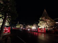 夜ふらふら歩くだけですが、小京都のイメージ通りの光景が見られて満足。