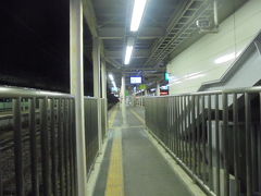 黒磯駅　乗り換えは　４番線から１番線へ
乗り換えのこ線橋幅狭いです。