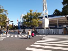 最近は横浜スタジアムって呼ばれるらしいんですが、

やっぱり横浜球場だよなあ。