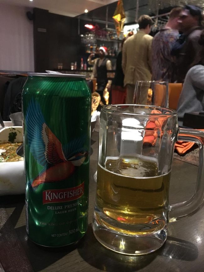 キングフィッシャービールを。