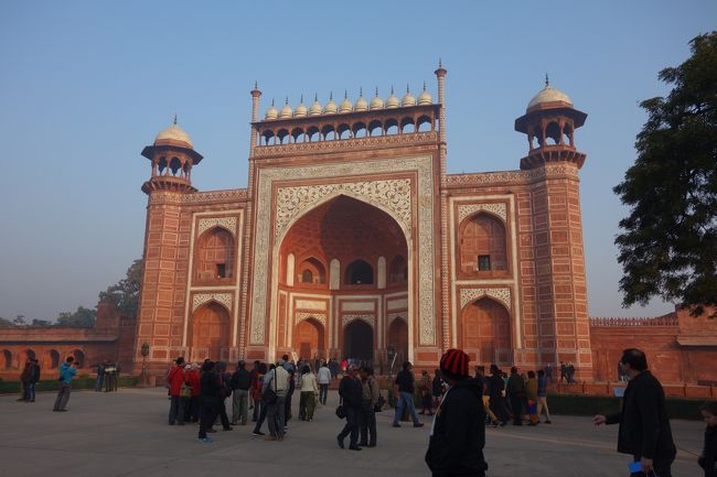 正門。ワクワク…