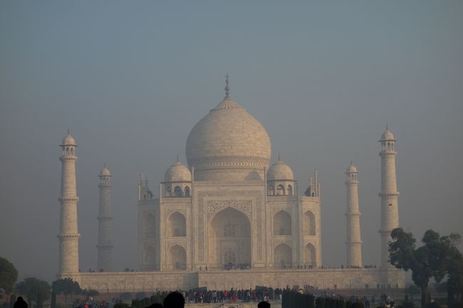 朝早いと、もやっていて写真的にはちょっと…かもしれません。<br />ま、私たちはこれでいいねーという適当さ加減。