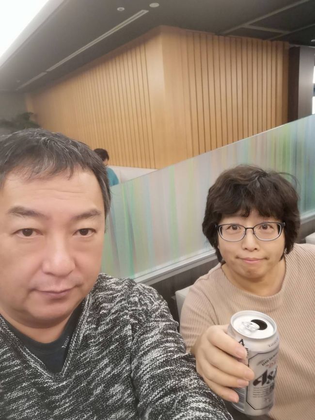 アルコールは１本だけ無料っす。<br />乾杯(^^)/