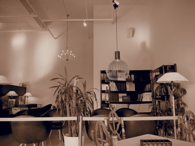 こんなスペースもあります。<br />セピアだから、余計にいいですねぇ～